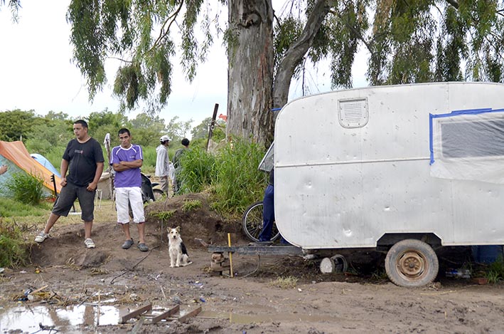 Se calienta la campaña: fotos, villas y (más) diputados